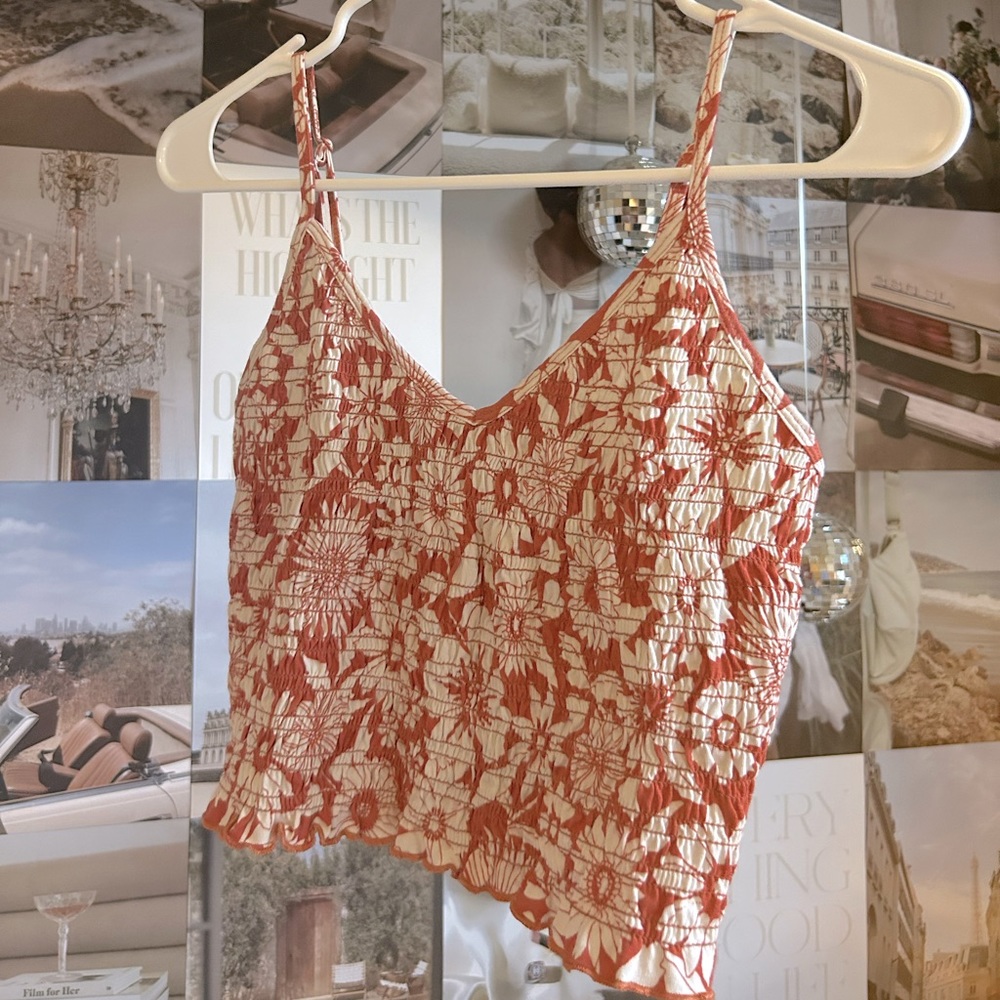 Coral floral tank!